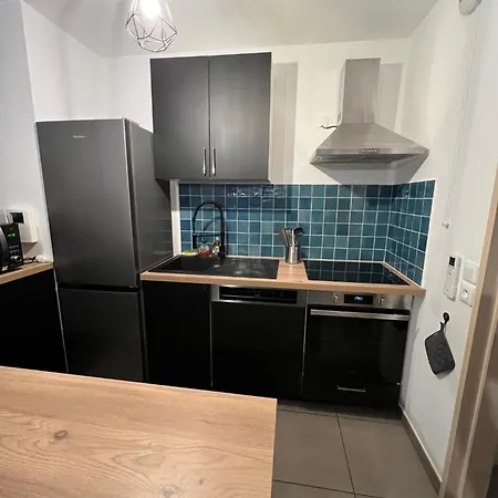 T2 Idealement Situe Apartment *