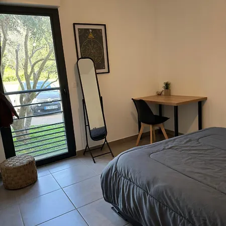 Apartment T2 Idealement Situe *